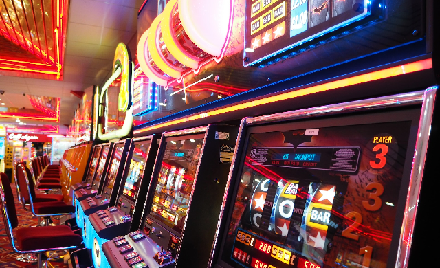 Mastering the Reels: Essential Tips for Casino Slot Success